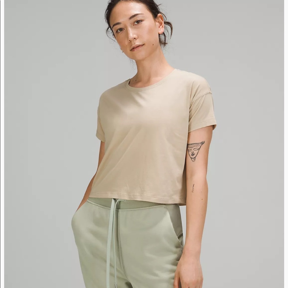 Cates tee